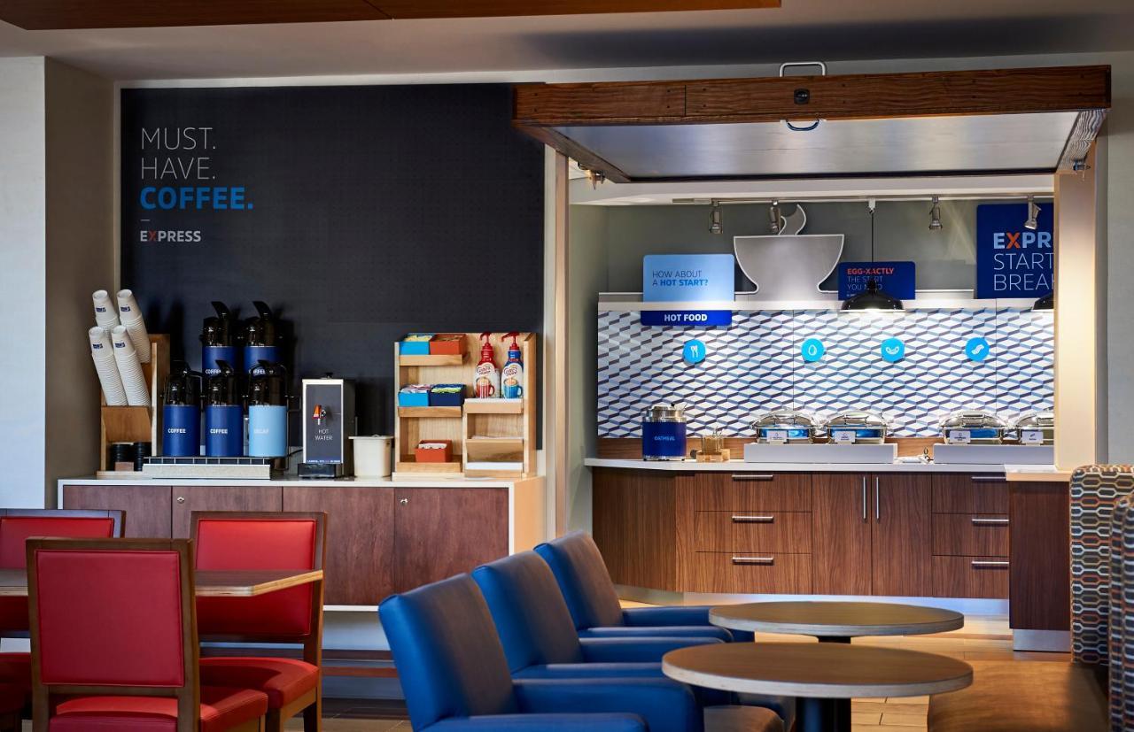 Holiday Inn Express & Suites - Asheboro By Ihg Eksteriør billede