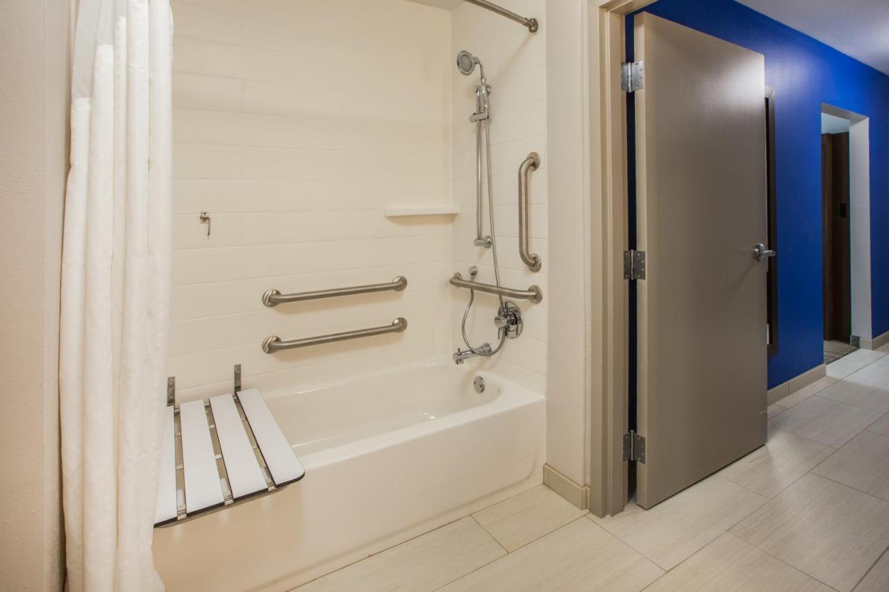 Holiday Inn Express & Suites - Asheboro By Ihg Eksteriør billede