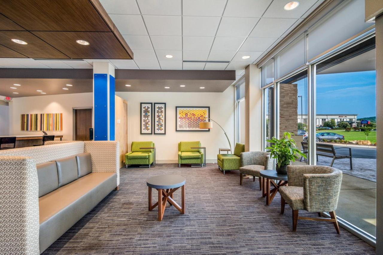 Holiday Inn Express & Suites - Asheboro By Ihg Eksteriør billede