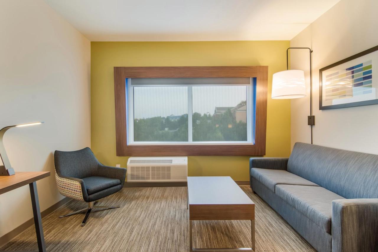 Holiday Inn Express & Suites - Asheboro By Ihg Eksteriør billede